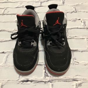 Jordan 4s